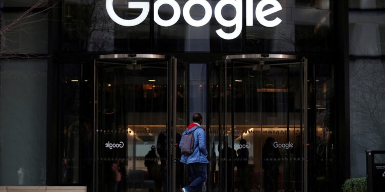 UE deve multar Google em centenas de milhões de euros, diz jornal alemão