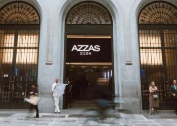 Acionistas negam planos para cisão da Azzas 2154