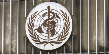 OMS identifica tratamentos e vacinas para serem testados contra Ebola