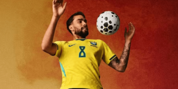 Camisa do Brasil é eleita a segunda mais bonita da Copa do Mundo; veja ranking