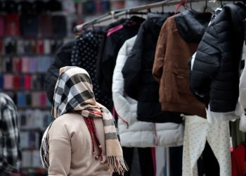 Semana começa com frente fria e chance de tempestade no Sul do País